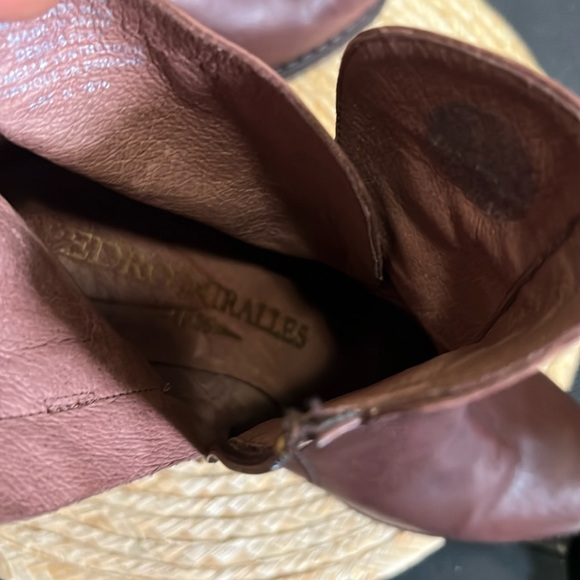 Pedro Miralles 1959 Leather Disstress Color Tone Burgundy Ankle Booties Size 40 - Picture 15 of 15